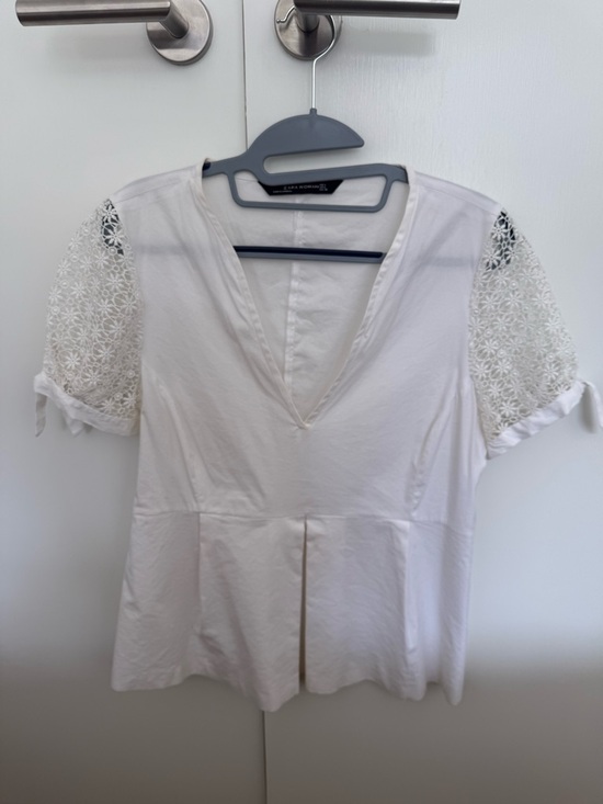 Zara Tops - Zara White V-Neck Top with Lace Short Sleeves